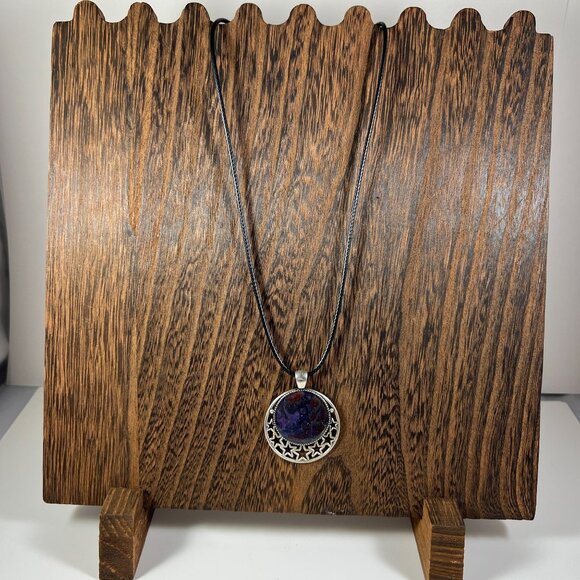 MarleeKat Creations Jewelry - Acrylic Pour Pendant Necklace With Star Design By MarleeKat